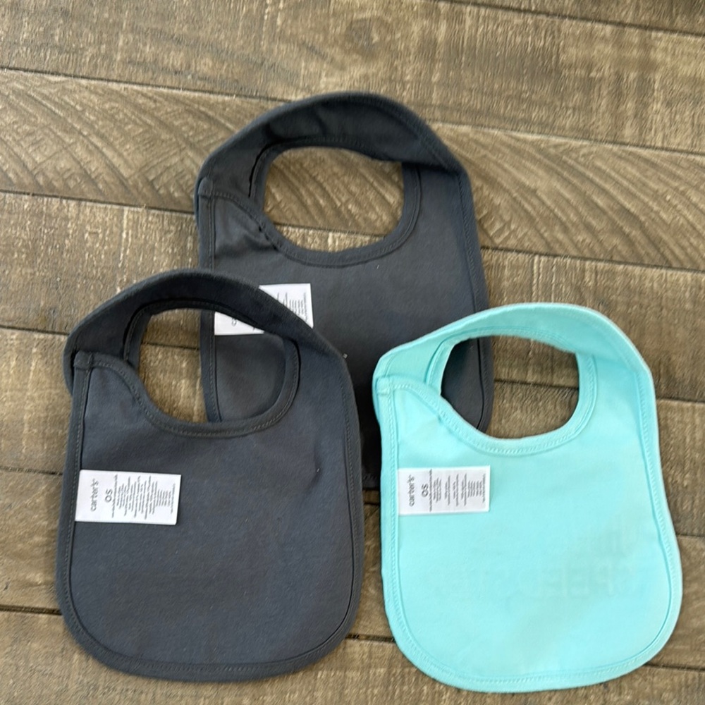 Carter's Bib Set with Turtle Designs - Picture 2 of 2